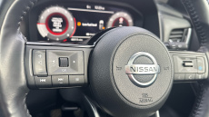 Nissan Qashqai 1.3 DiG-T MH Premiere Edition 5dr Petrol Hatchback